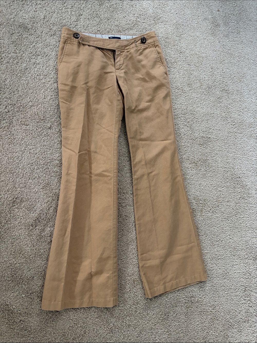 GAP Women's Khaki Flared Chinos - Tan